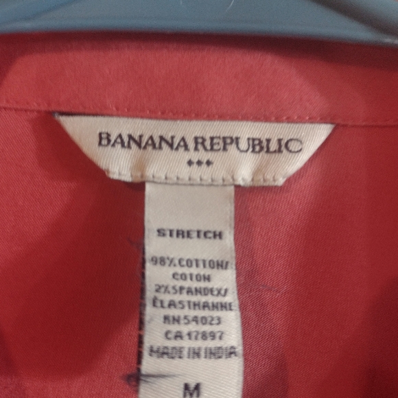 Three Banana Republic button downs - Picture 4 of 12